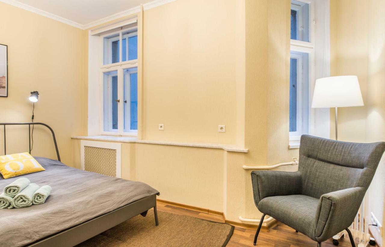Charming Spacious 3 Bedroom In Old Town Рига Экстерьер фото