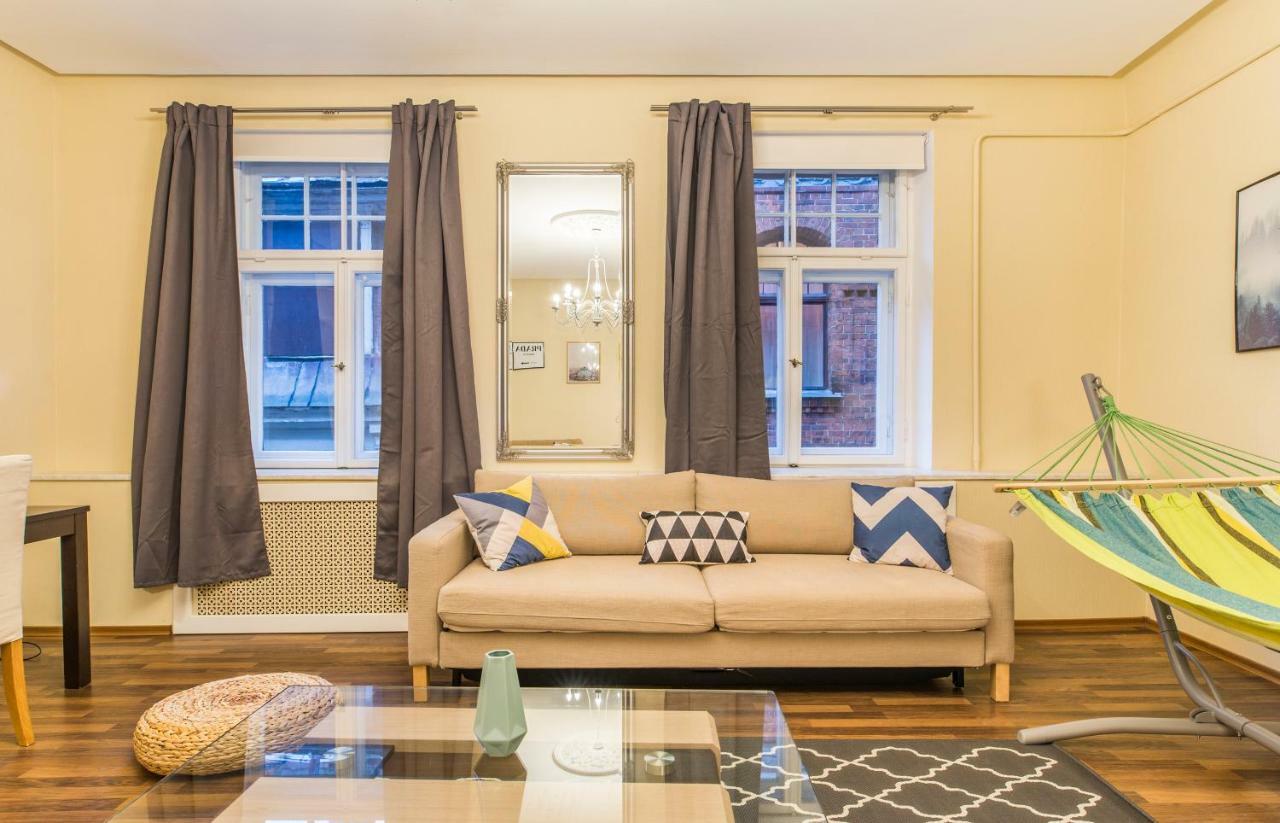 Charming Spacious 3 Bedroom In Old Town Рига Экстерьер фото